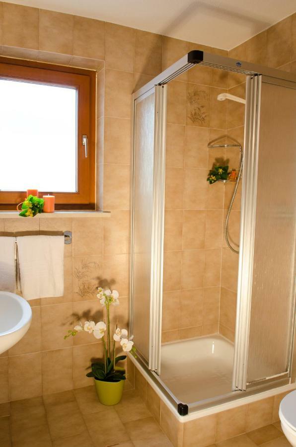 Pension Felseneck San Leonardo in Passiria Extérieur photo